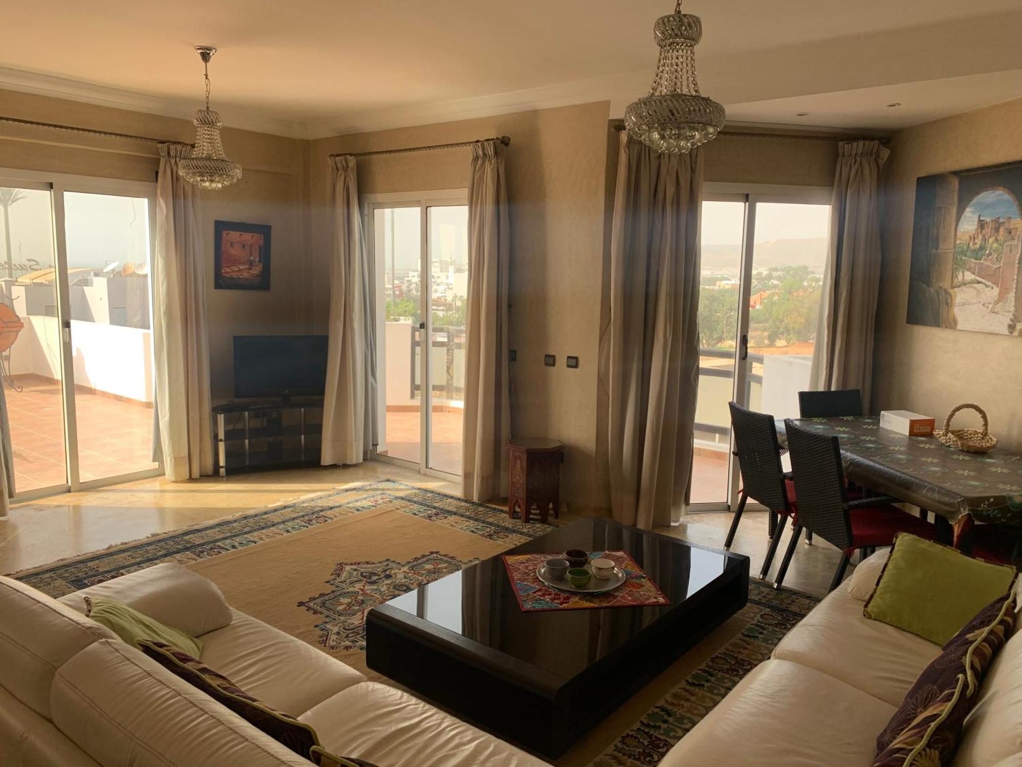 1 Piscine Terrasse Appartement *